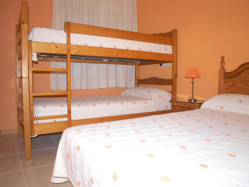 Hostal El Parque San Martín de la Vega Eksteriør billede
